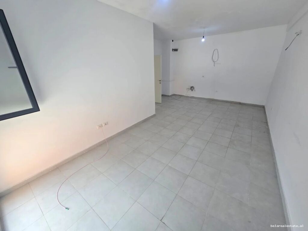 Zyre Me Qera 2+1 Tek Varri i Bamit (ID BZ21015) Tirane.