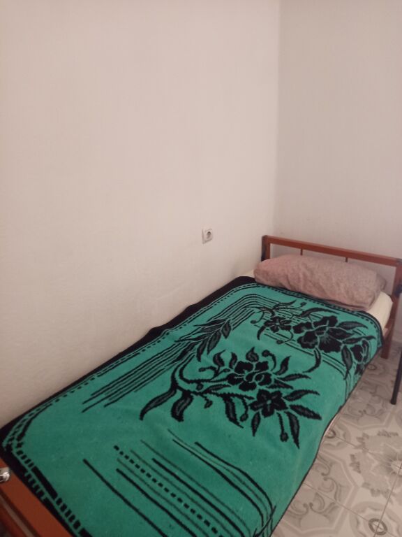 Apartment 1+1. 27000 leke.21 December