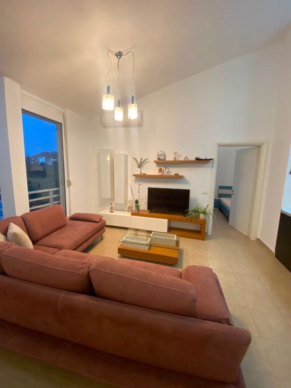 🏡 Apartament 2+1 me qera  📍Kodra e Diellit 1   🏢 Kati: 3 pa ashensor  🛋️ I mobiluar  📐 Sipërfaqja: 92 m2   💰Çmimi: 55.000 Lekë/Muaj