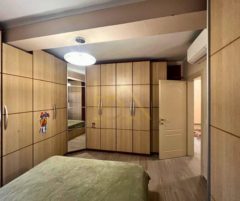 Apartment 1+1 (Convertible to 2+1) for Sale – New Boulevard, Near Skënderbej Square, Tirana