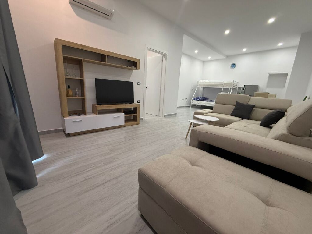 OCCASION Apartment 1+1 for Sale with Sea View - Cold Water, Vlore