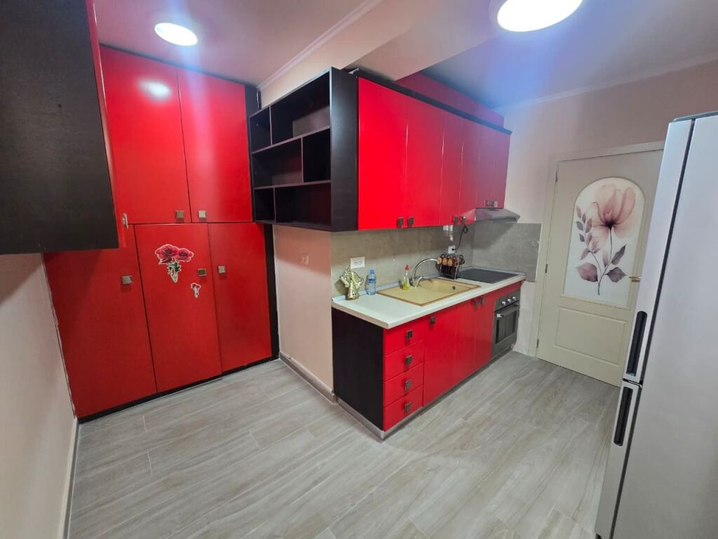 Apartament 1+1 për shitje | Bulevardi Zogu i Parë, Tiranë
