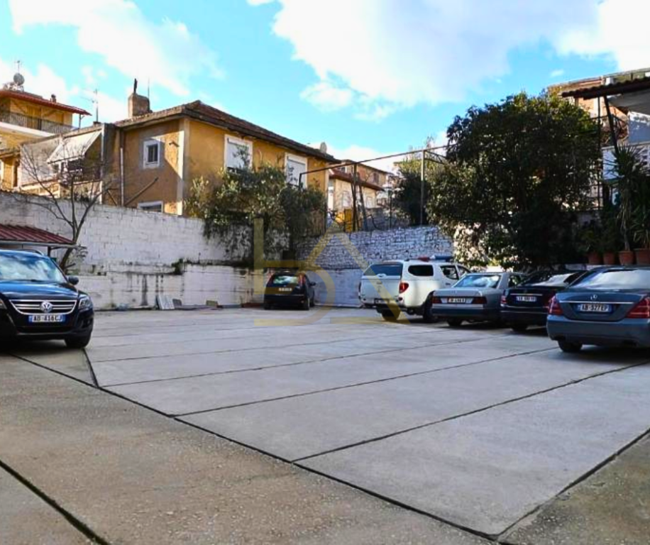 Hotel in Vendita – Centro, Sarandë