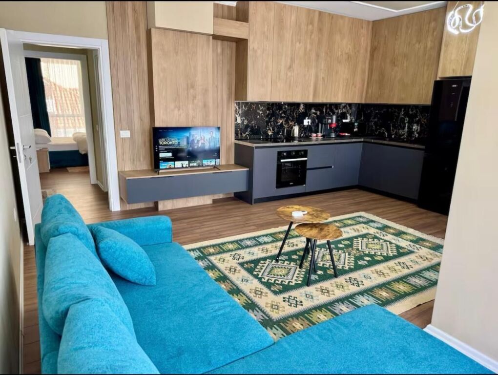For rent 2+1+2 Near Pazari i Ri 800 thousand lek
