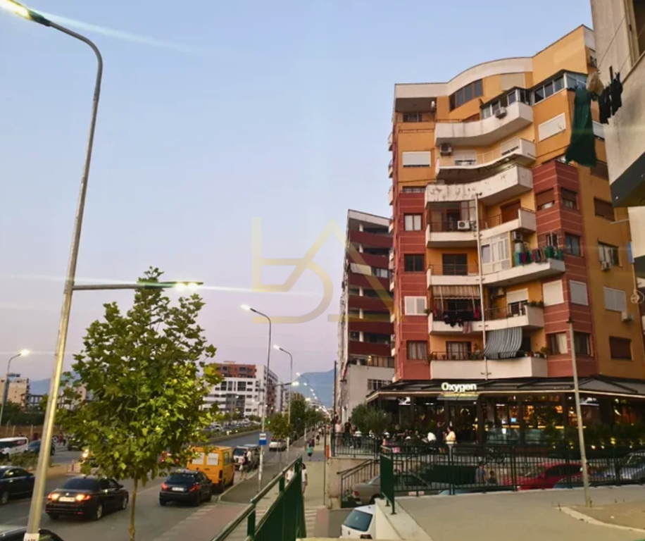 Monolocale Convertito in 1+1 in Affitto – Yzberisht, Tirana