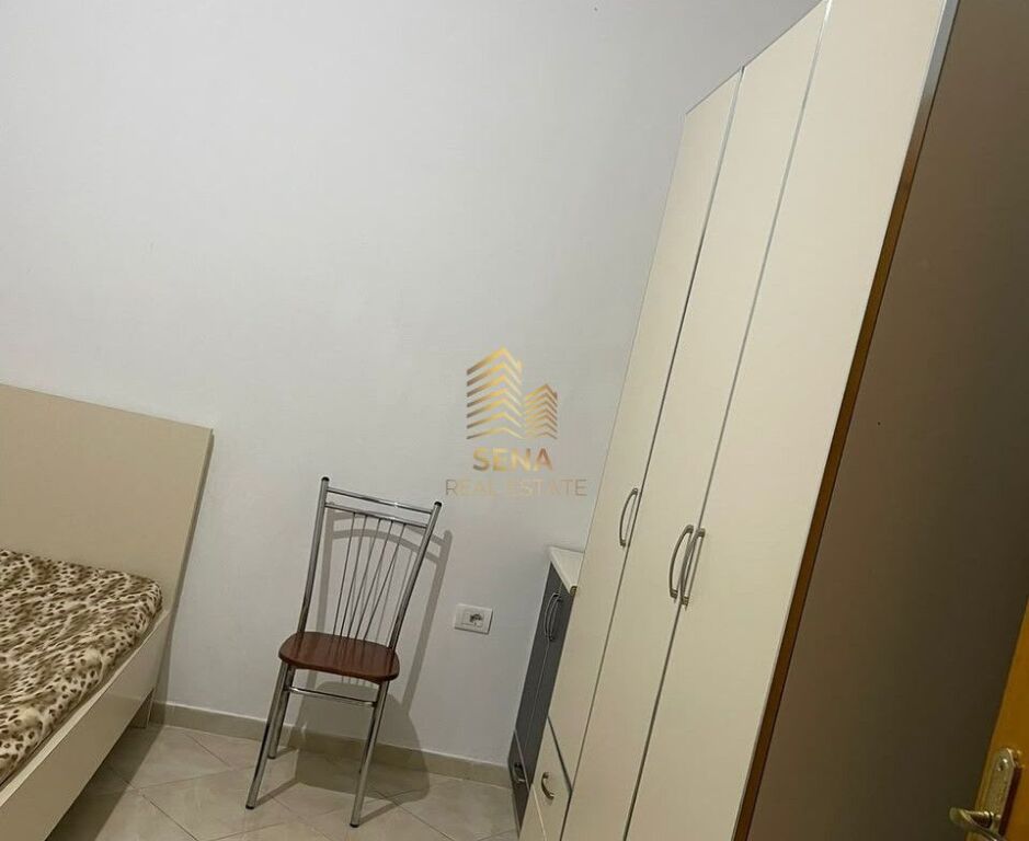 Affitto, Ingresso Privato 1+1, 5 Maggio, 36.000 Lek/mese