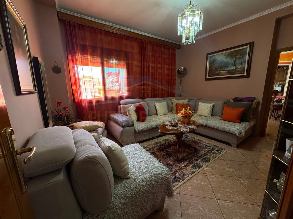 Affitto, Appartamento 2+1, Myslym Shyri, Tirana