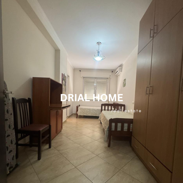 Apartament me qera 2+1