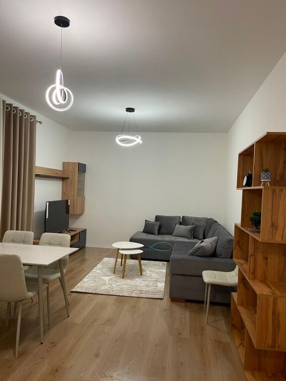 🏡 Apartment 1+1 for rent in Paskuqan  Apartment 1+1 for rent, located on the 6th floor of a new building with elevator, on “Lidhja e Prizrenit” Street, Paskuqan.  ✨ The apartment is newly furnished, with modern furniture and ready to live in.  📍 Quiet location with easy access to main services.  💰 Rent: 42,000 lek/month   