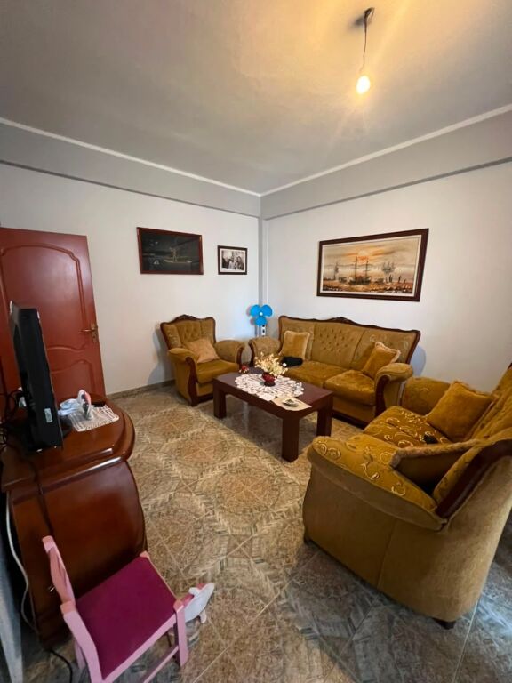 3-Bedroom Apartment for Rent Near the Stadium – Neighborhood 16, Durrës