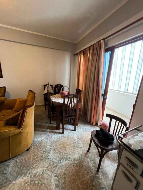 3-Bedroom Apartment for Rent Near the Stadium – Neighborhood 16, Durrës