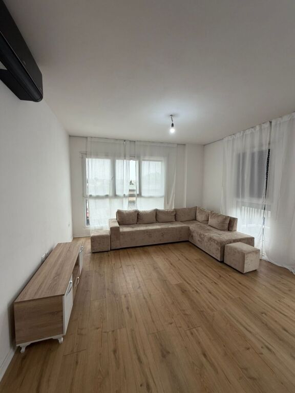 Jepet me qira 2+1+2 DON BOSKO TRIO TOWER 60.000 leke