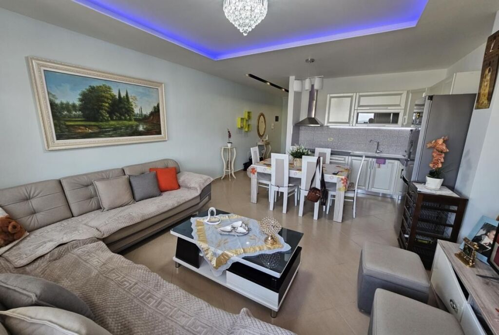 Vicino a Elita Palace, Appartamento 1+1 In Vendita Con Vista Sul Lago di Farka!