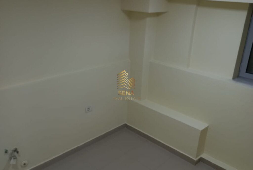 Rent, Business Premises, Selite Area, Hamdi Pepo Street, 70,000 Leke/Month