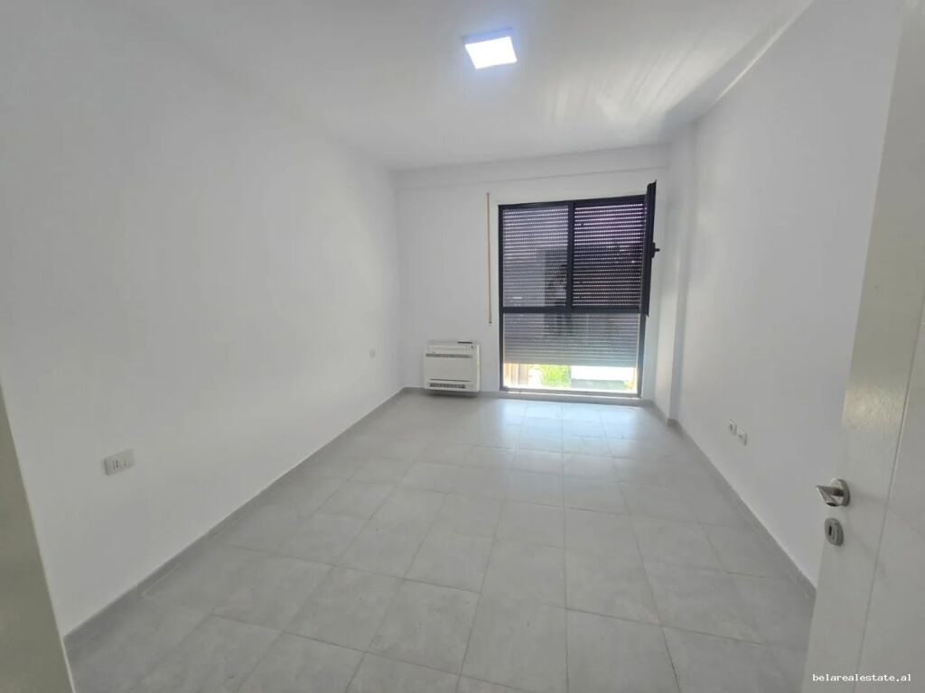 Zyre Me Qera 2+1 Tek Varri i Bamit  (ID BZ2628) Tirane.