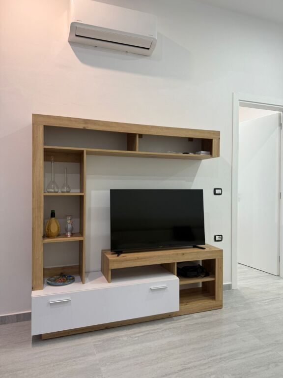 OCCASION Apartment 1+1 for Sale with Sea View - Cold Water, Vlore
