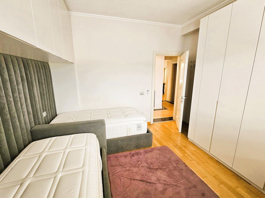 🏡 SHITET APARTAMENT 2+1+2 – MYSLYM SHYRI