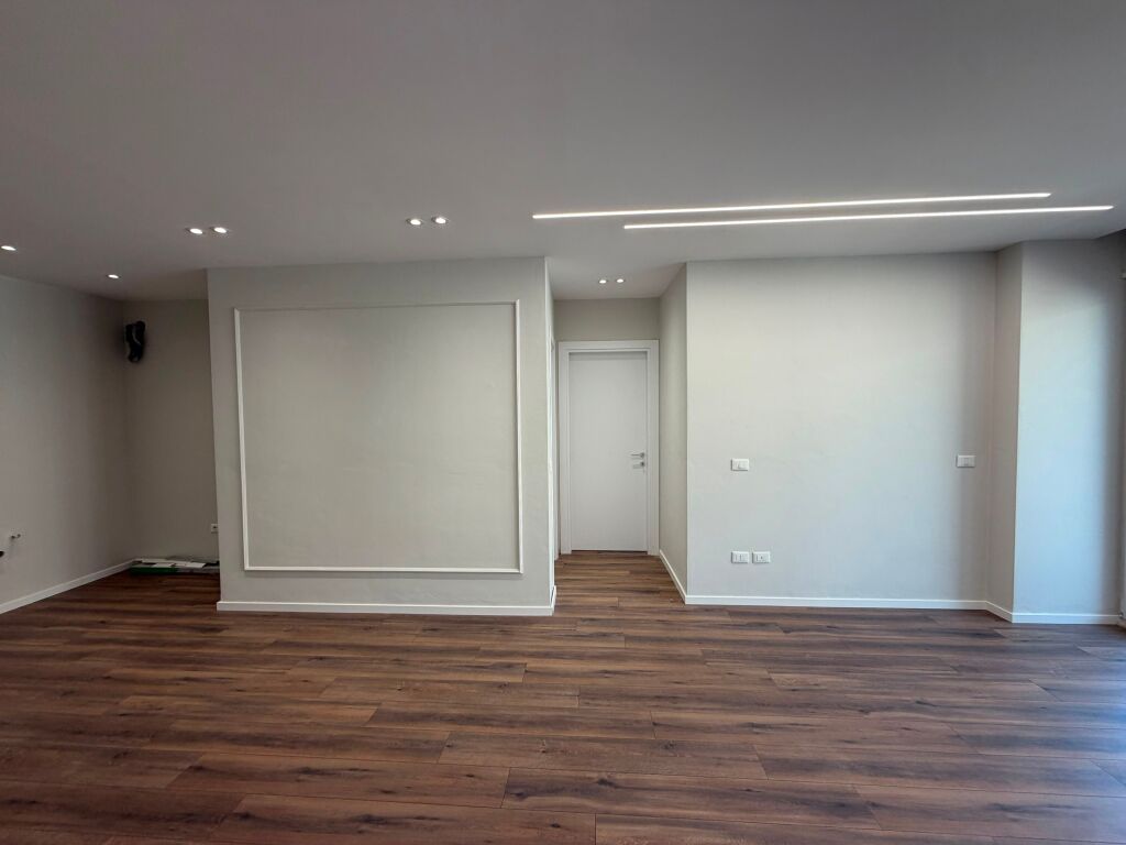 Apartament 1+1 per shitje ne Yzberisht