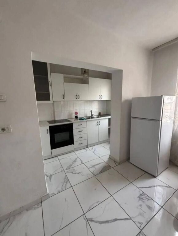 Affitto | Apartament 1 + 1 | Shkolla e Bashkuar | 370 €/mese