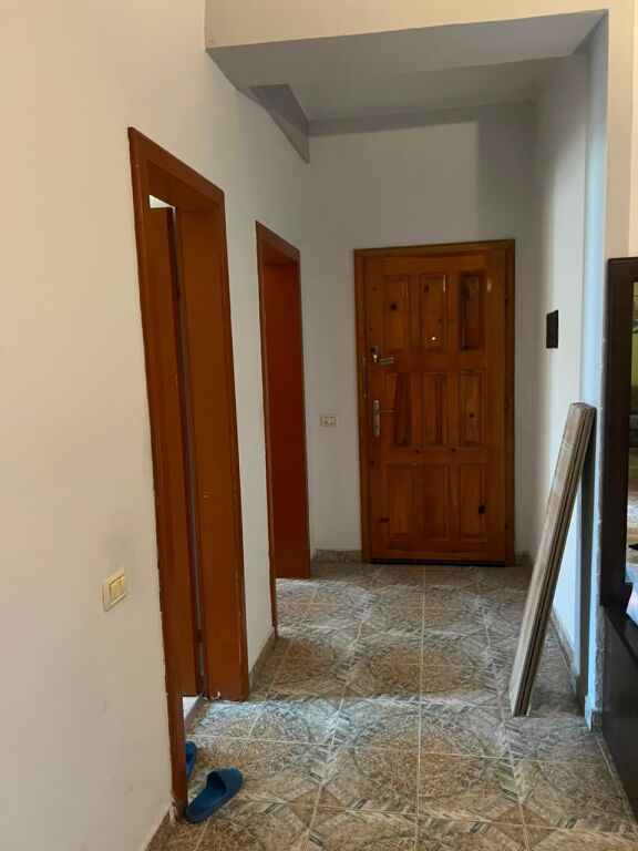 3-Bedroom Apartment for Rent Near the Stadium – Neighborhood 16, Durrës