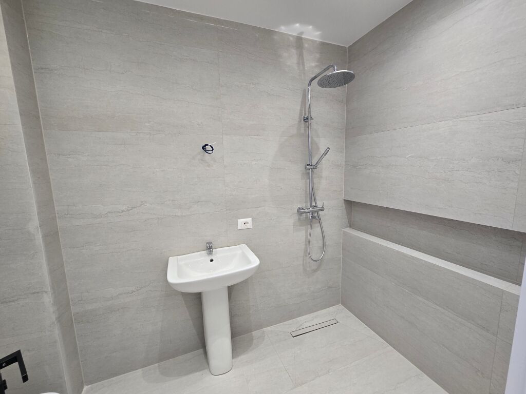 Apartament 2+1 Ne Shitje ne Paskuqan