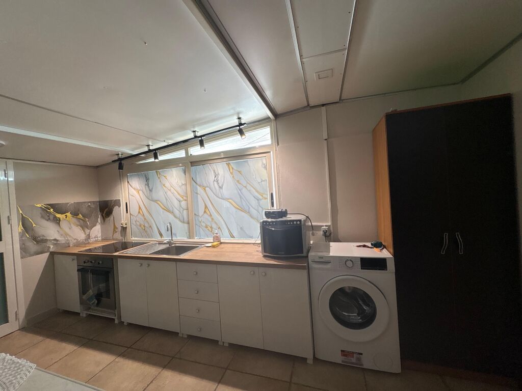 APARTMENT 1+1. 35000 LEKE. DIBRA STREET. PHARMACY 10