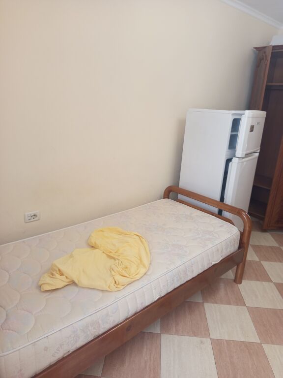 Garsionere 30000 leke.Shkolla e baletit