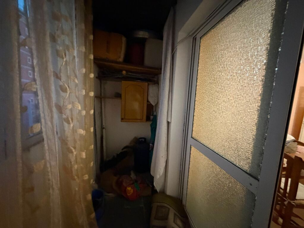 Shitet Apartament 1+1 te Kazazi