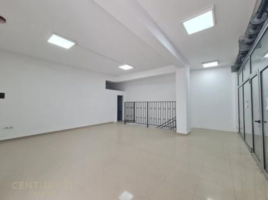 COMMERCIAL SPACE FOR RENT IN YZBERISH!