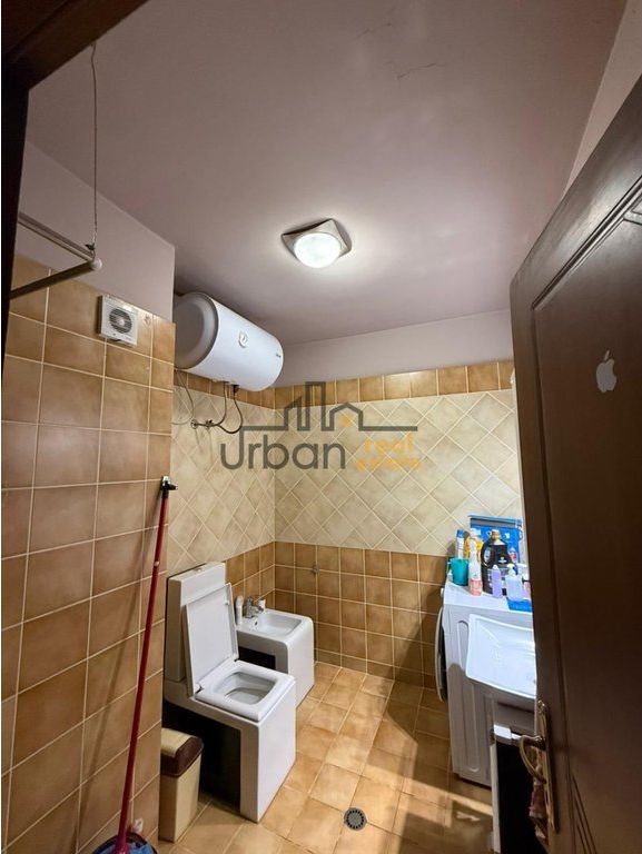 Affitto, Appartamento 2+1 Via Kavaja, Tirana - 600€ | 75 m²