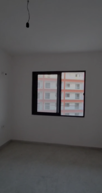 🏡 **Shitet Apartament 1+1 në Golem** 🌊