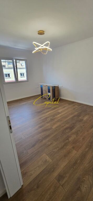 VENDESI APPARTAMENTO 1+1 ISH PARKU 140.000 EURO