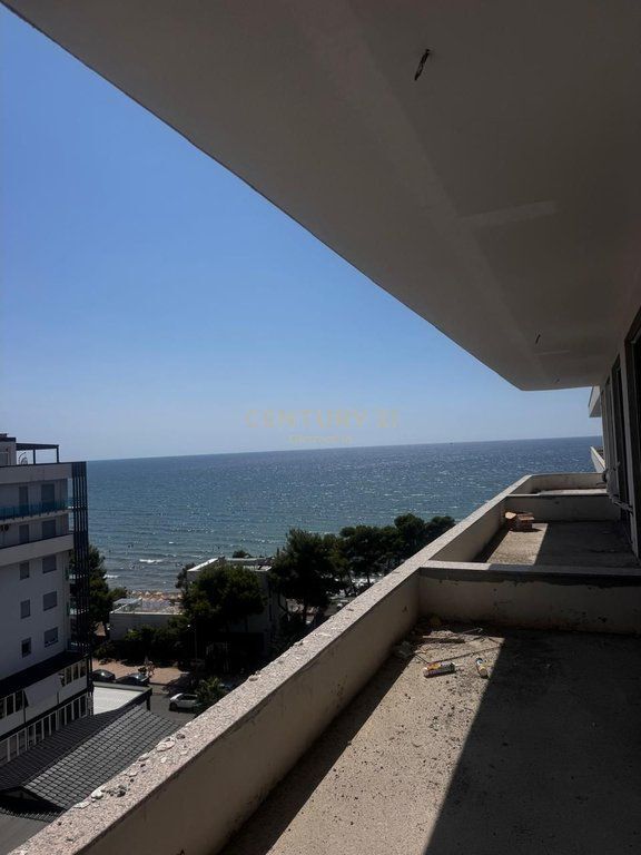 SHITET APARTAMENT 1+1 ME PAMJE NGA DETI, SHENGJIN
