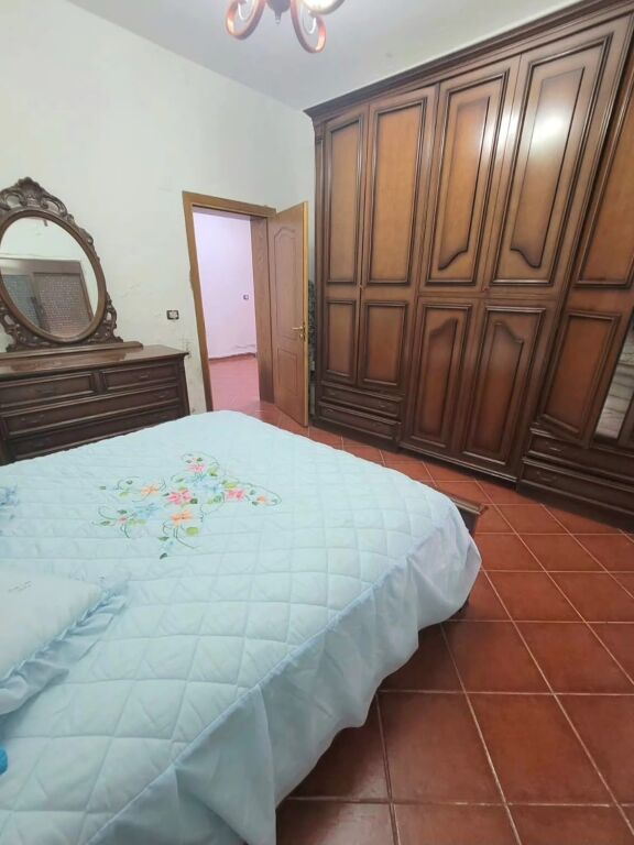 🏡 Shitet shtëpi private, vetëm 300 m nga qendra e Kavajës