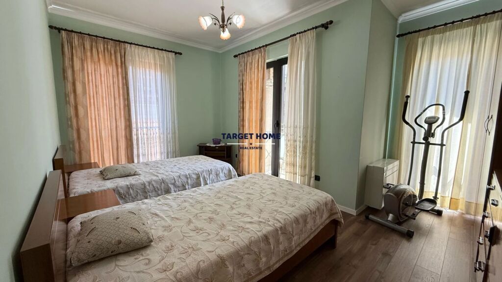 Appartamento 3+1 in affitto – Centro, Tirana