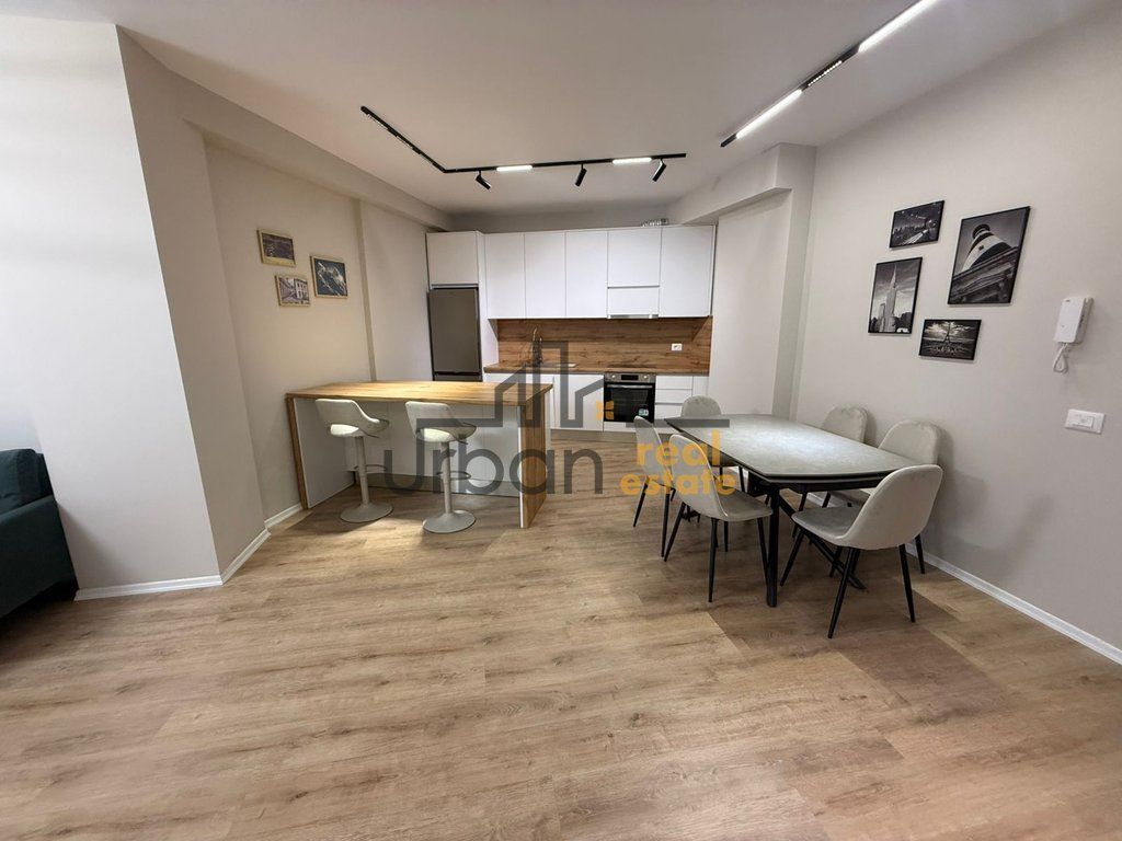 EKSKLUZIVE, Qera, Apartament 2+1+2 , Rruga Tefta Tashko , Tiranë - 1000€ | 114 m²