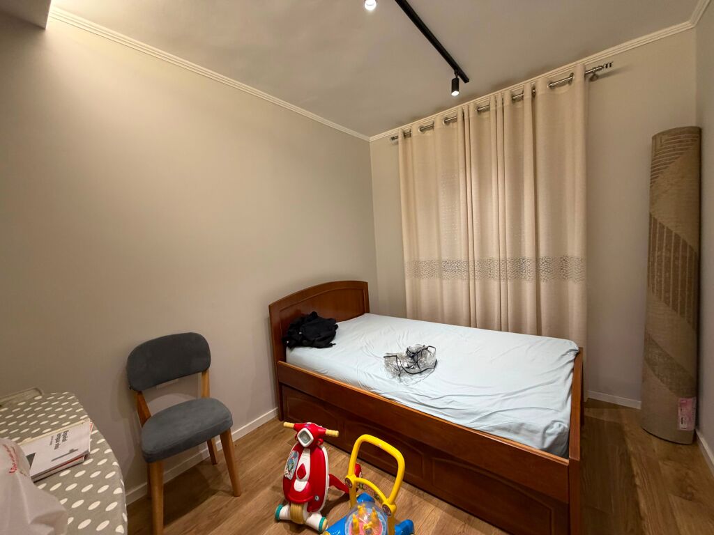 Apartment 2+1 for rent at Harry Fultz.