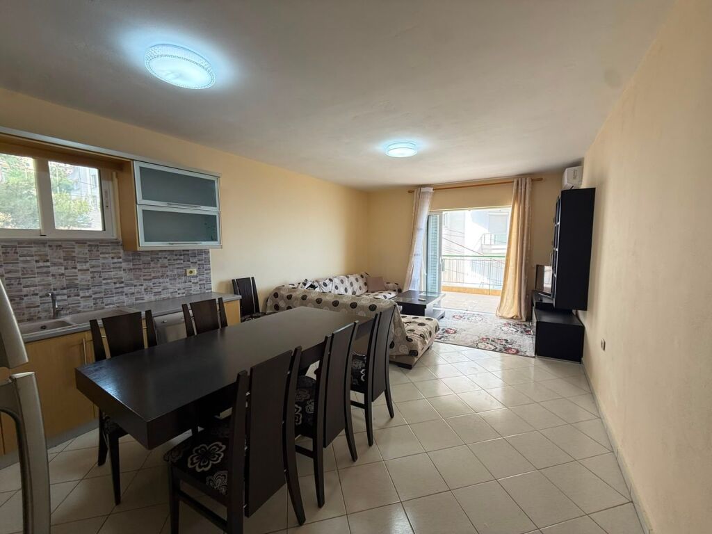 APARTAMENT PËR SHITJE – SARANDË