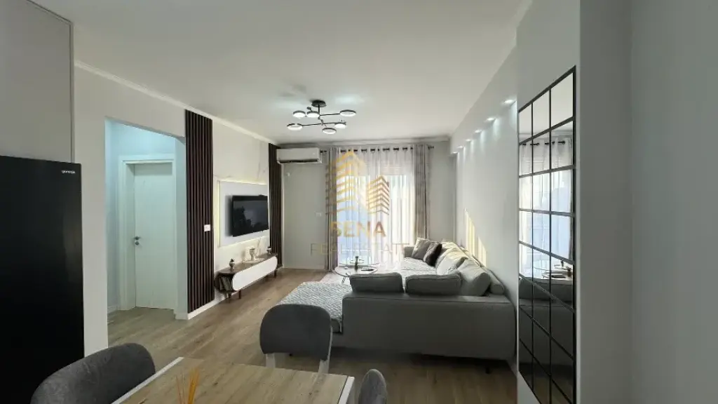 In vendita, Appartamento 2+1+balcone, Kamez-Rotonda di Ulliri, 11.000.000 Leke