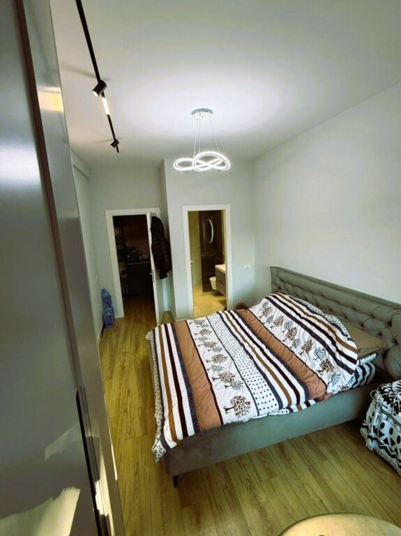 🏡 Shitet Apartament 2+1+2 – Golden Park