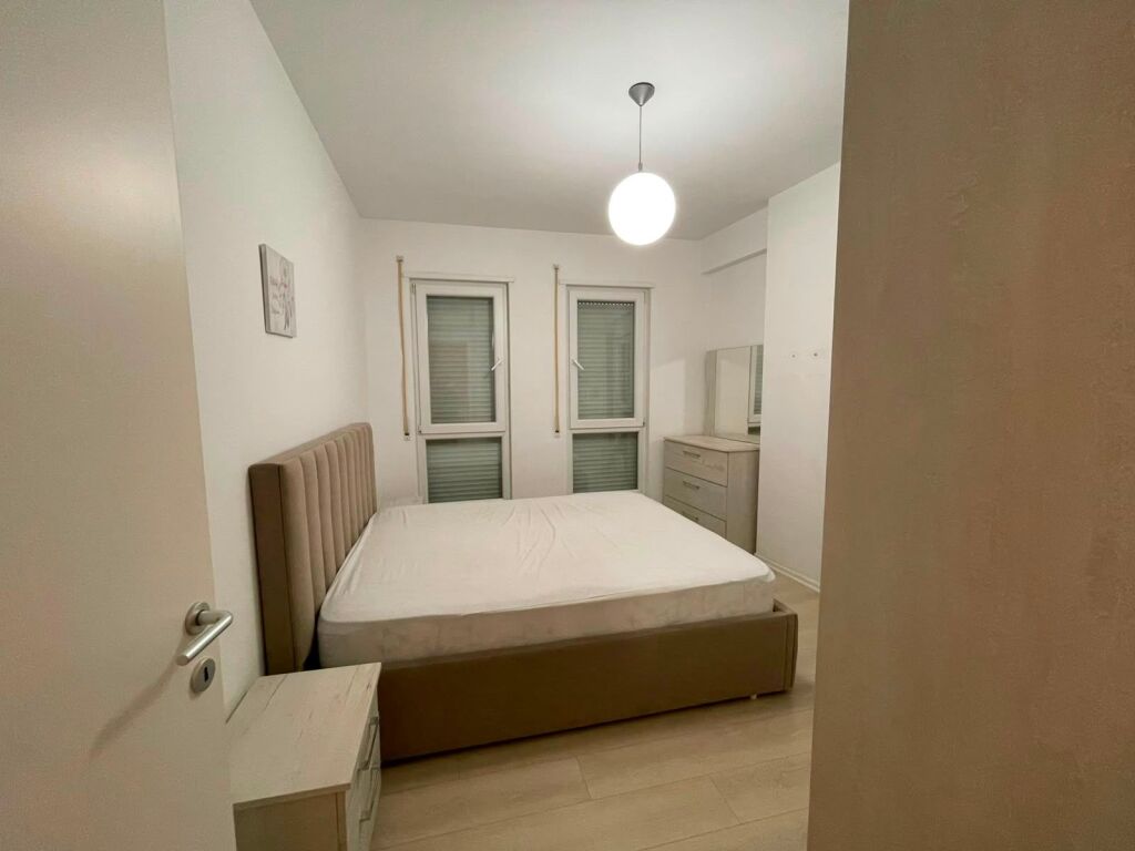 Affittasi appartamento 2+1 a 5 Maj