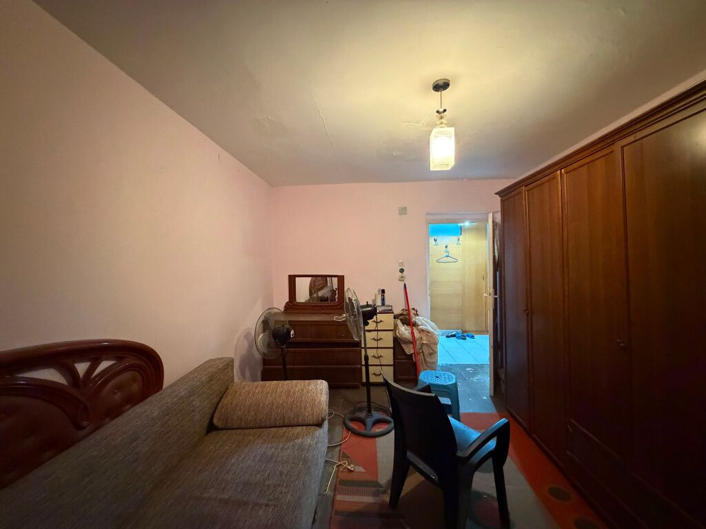 Shitet Apartament 1+1 te Kazazi