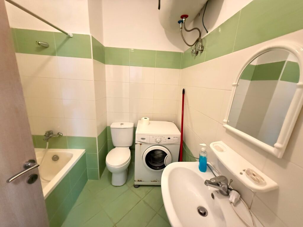 APARTAMENT PËR SHITJE – SARANDË