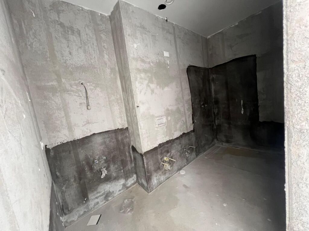 VENDESI APPARTAMENTO 2+1+2 IN LAKE VIEW 3700 EURO/M2