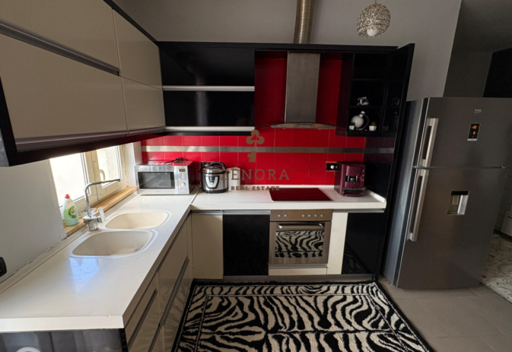 APARTAMENT ME QIRA PRANE SHKOLLES SE BALETIT (D211018TR)