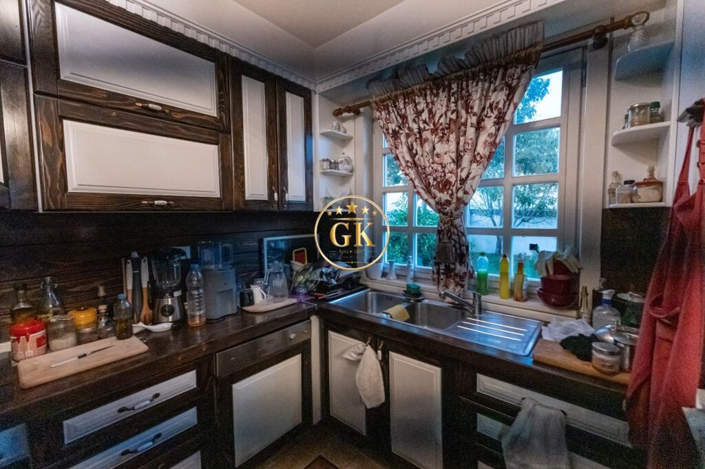 🏡 Pronë Ekskluzive nga Gold Key Invest – Një shtëpi me karakter dhe shpirt familjar vetëm 7 km nga Durrësi