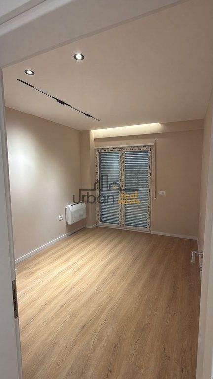 Qera, Apartament 2+1+POST PARKIMI, Ish Dogana, Tirana - 60.000 Lekë | 85 m²