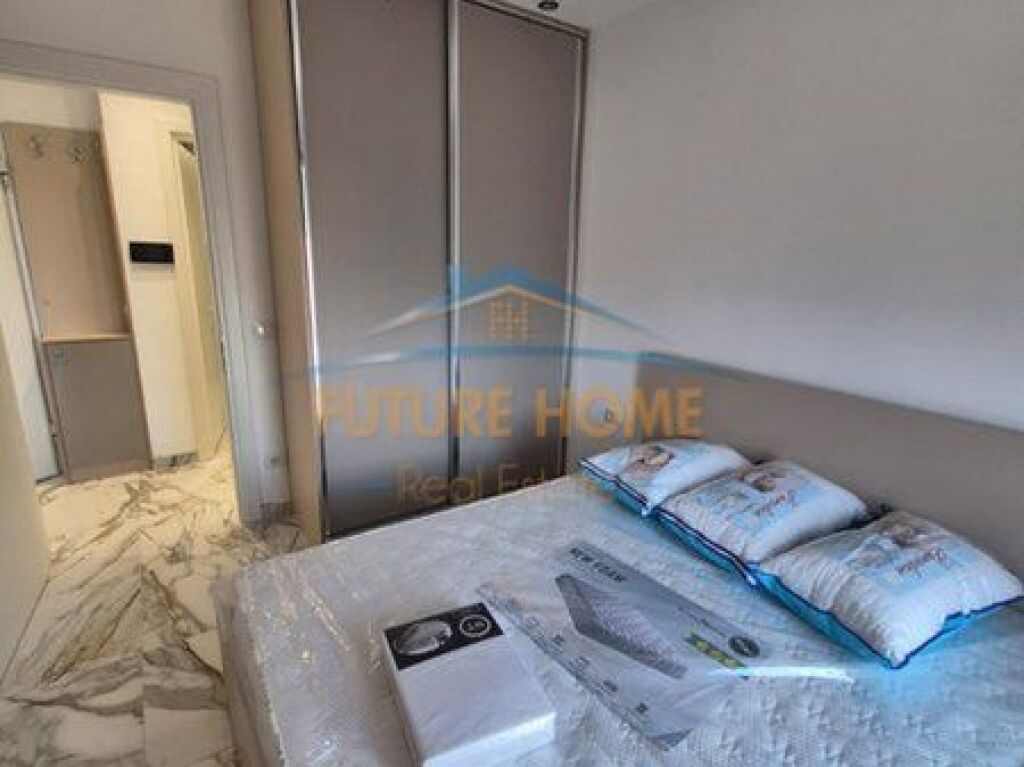 Shitet, Apartament 1+1,Qender, Tiranë.