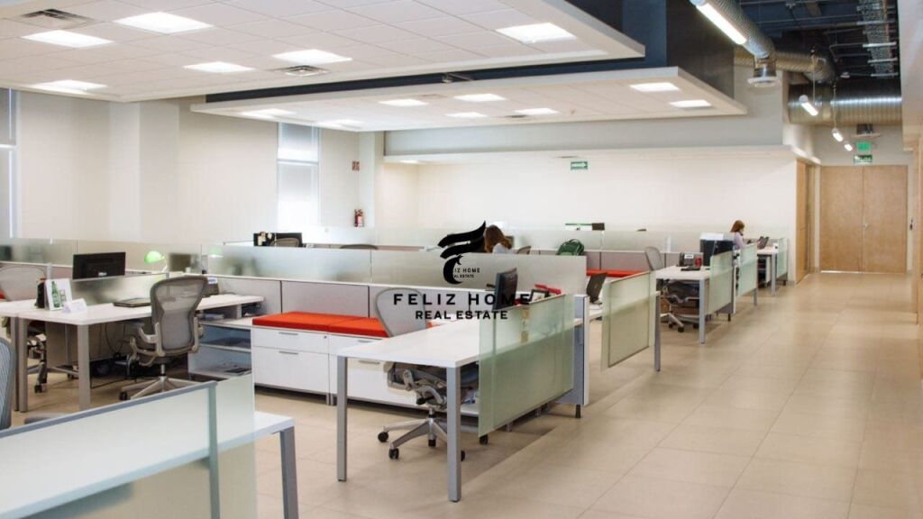 LOCALE IN AFFITTO 250 M2 CENTRO 500.000 LEKE FH-85050