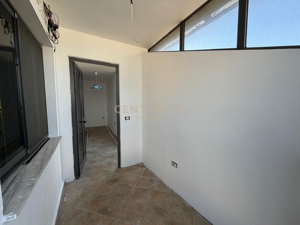 Duplex 📍 Commune of Paris 241,000 €